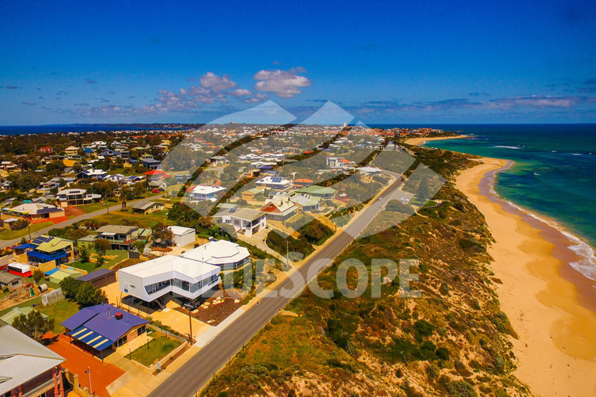 Falcon Beach House TÔN COLORBOND